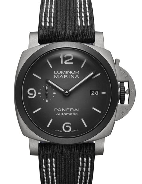 Panerai 44 Mm Guillaume Nery Edition Luminor Marina PAM 01122